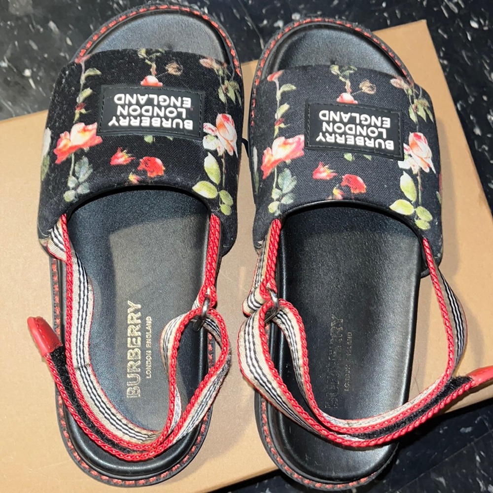 Burberry Kids Rose Print Cotton Canvas Sandals Size 34 Color Black/Florral
